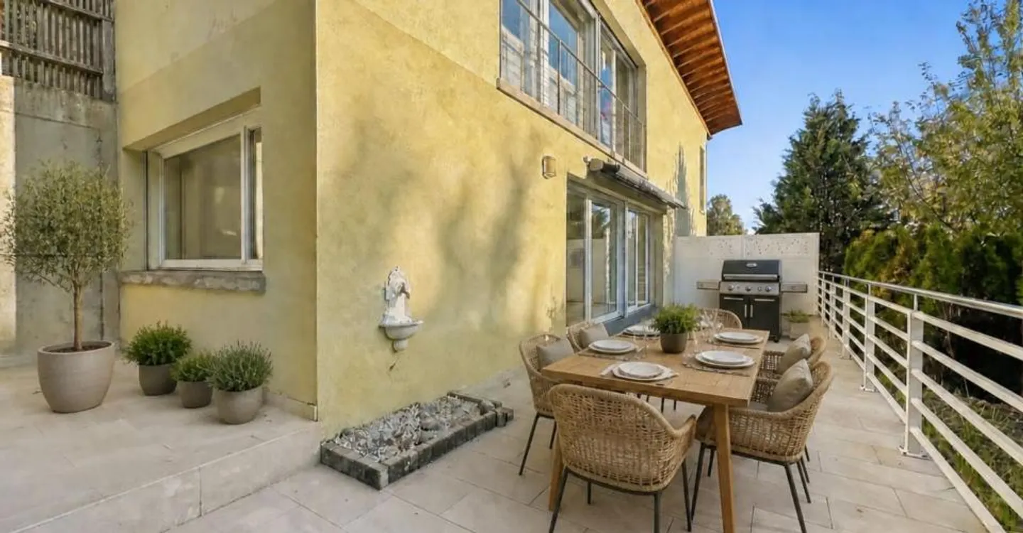APPARTAMENTO DI 3,5 LOCALI DI 97 M2 CON TERRAZZA E 2 POSTI AUTO. - Foto 7 di 13