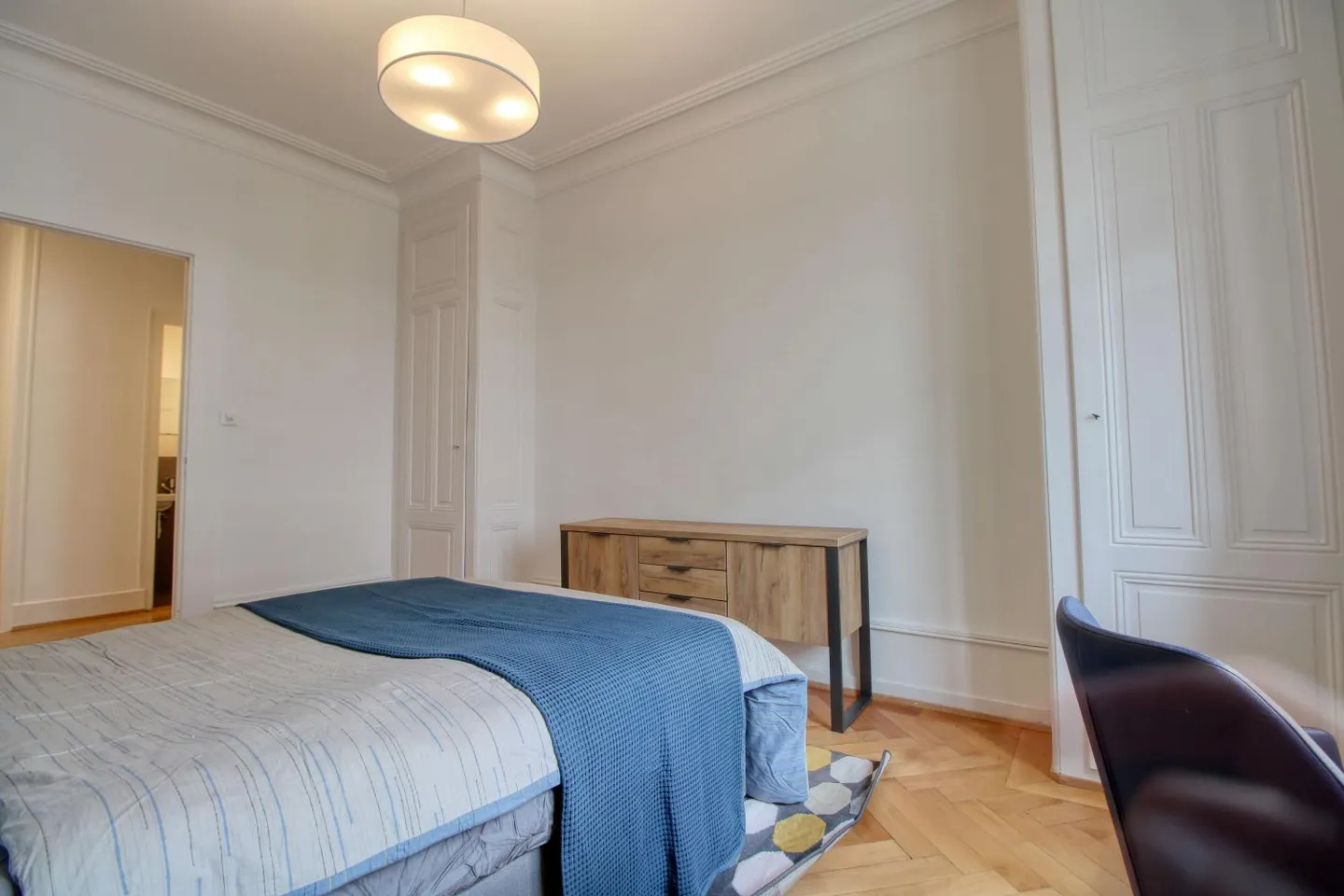 Chambre meublée dans un appartement modernisé dans un emplacement de choix - Photo 12 sur 13