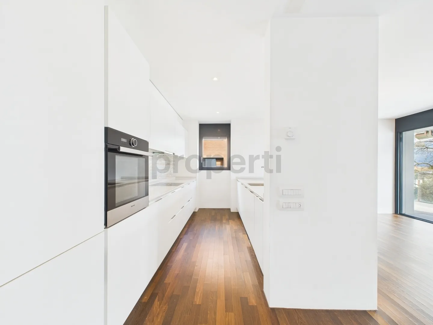 Prächtige und elegante 4,5-Zimmer-Wohnung in Tenero, im Kanton Tessin - Foto 2 von 11