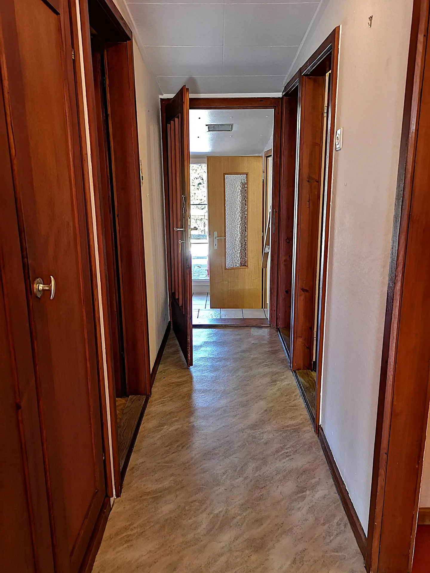 Belle maison individuelle avec 7 pièces dans la Montagne de Moutier (1130m) - Photo 28 sur 64