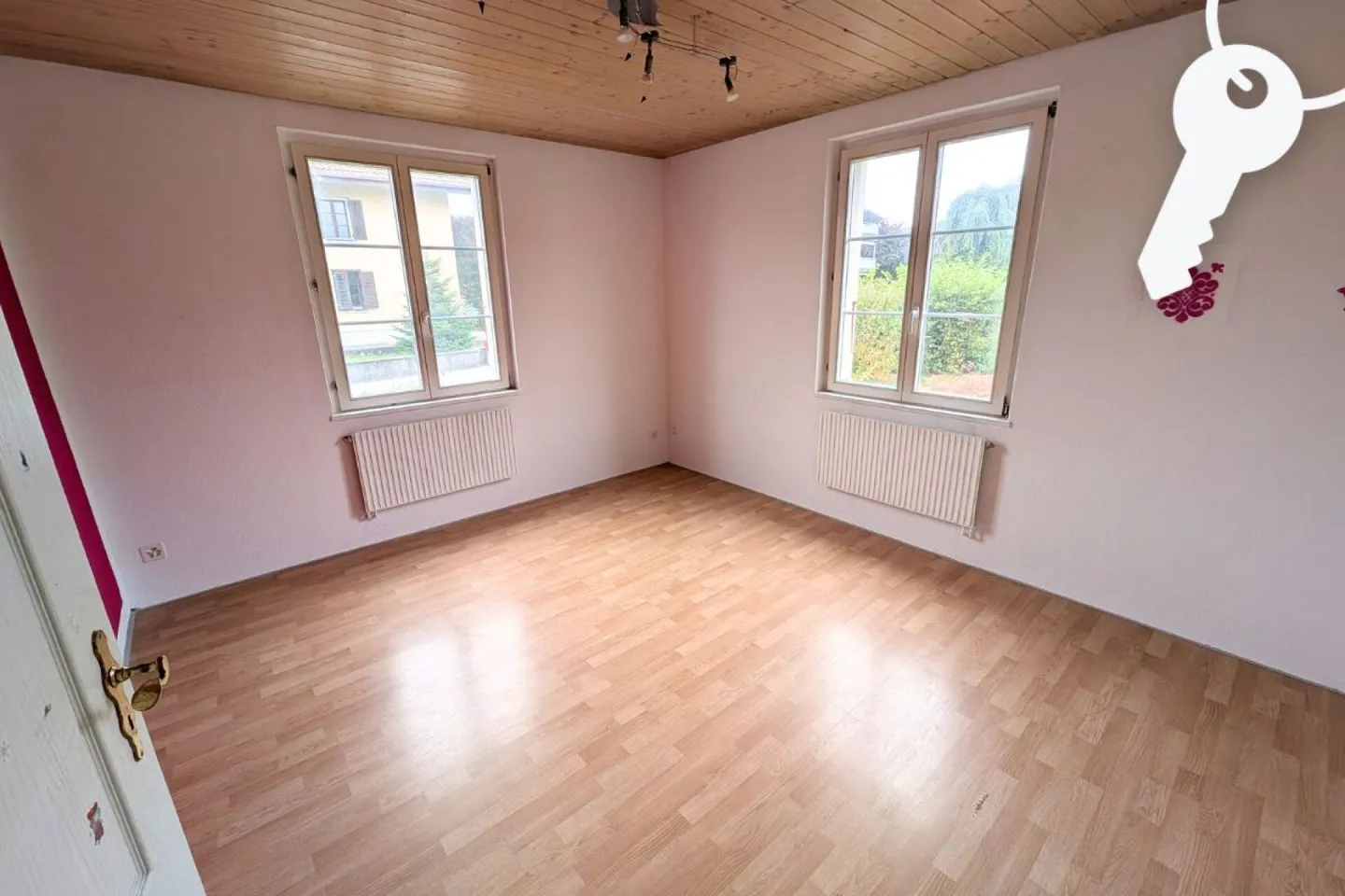 Casa unifamiliare su tre piani - Foto 12 di 17