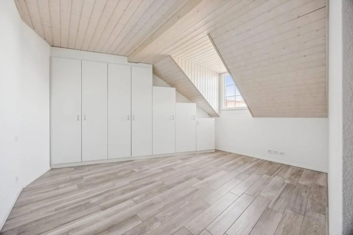 ESCLUSIVITÀ - Appartamento familiare con 4.5 stanze e vista panoramica - Foto 8 di 12