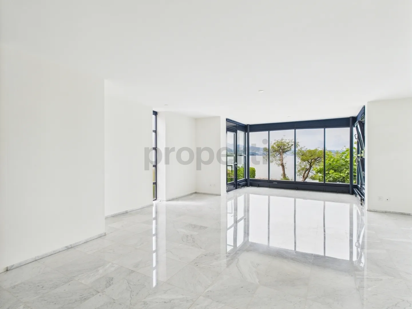 Traumhafte 4.5-Zimmer-Wohnung in Rapperswil-Jona mit Seezugang - Foto 1 von 13