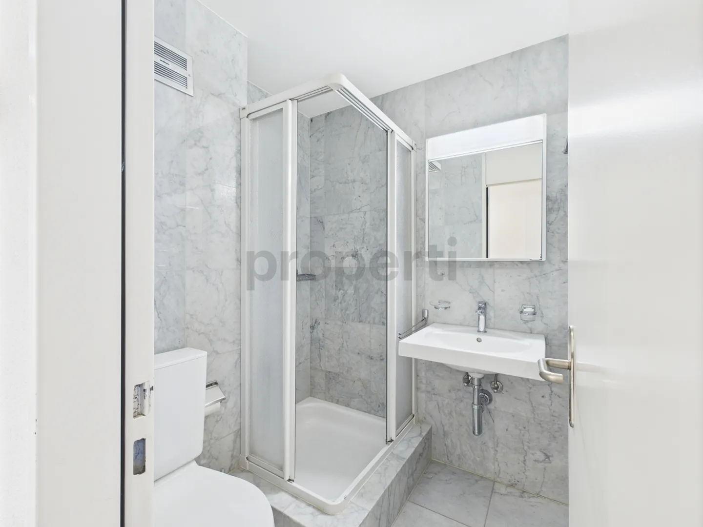 Traumhafte 4.5-Zimmer-Wohnung in Rapperswil-Jona mit Seezugang - Foto 7 von 13