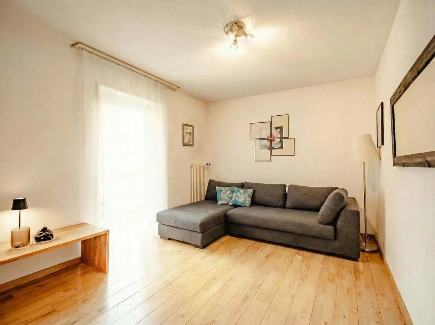 Schönes, renoviertes 6,5-Zimmer-Haus in einer Wohngegend - Foto 12 von 21