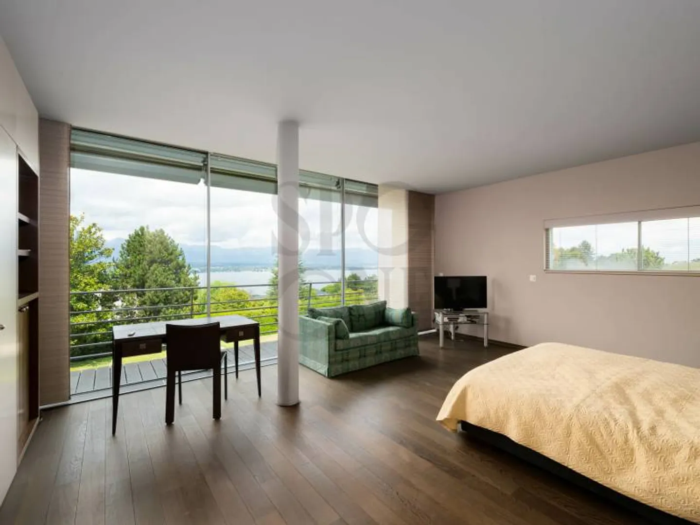 Maison Familiale Contemporaine avec Piscine - Photo 10 sur 11