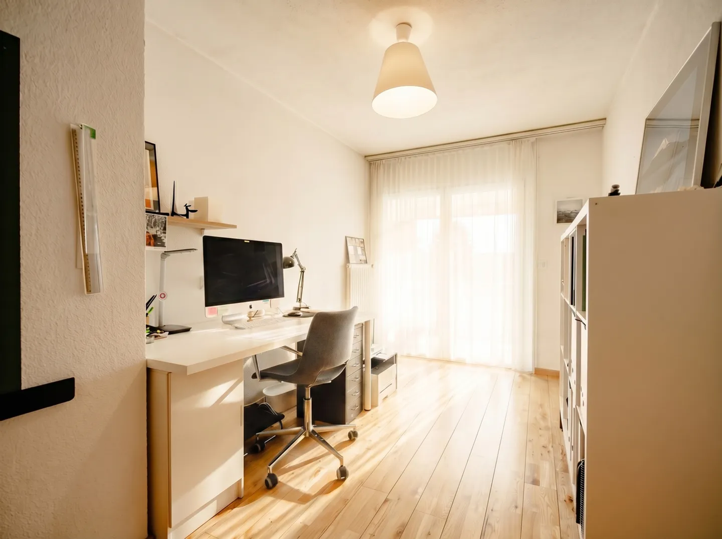 Schönes, renoviertes 6,5-Zimmer-Haus in einer Wohngegend - Foto 13 von 21