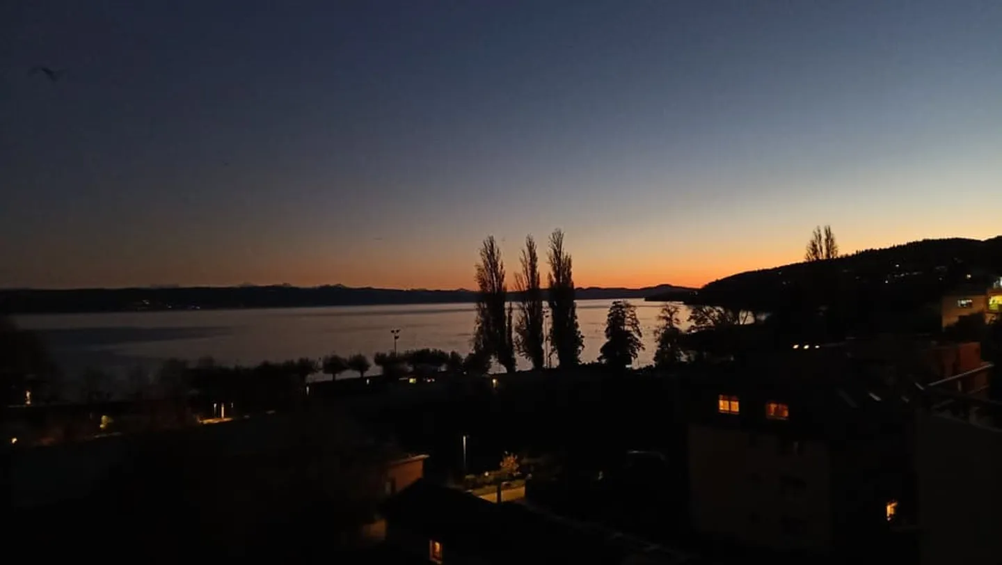 Appartement Magnifique avec Vue Lac - Photo 1 sur 13