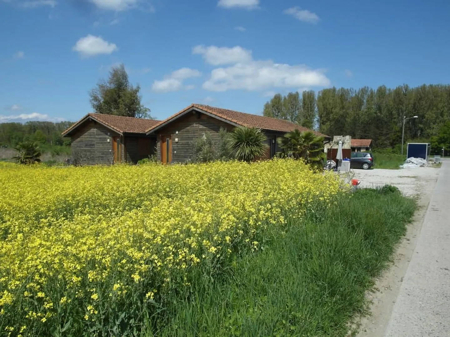A vendre au Bey à Avenches, 4 pavillons de vacances en zone de tourisme et loisi - Photo 11 sur 13