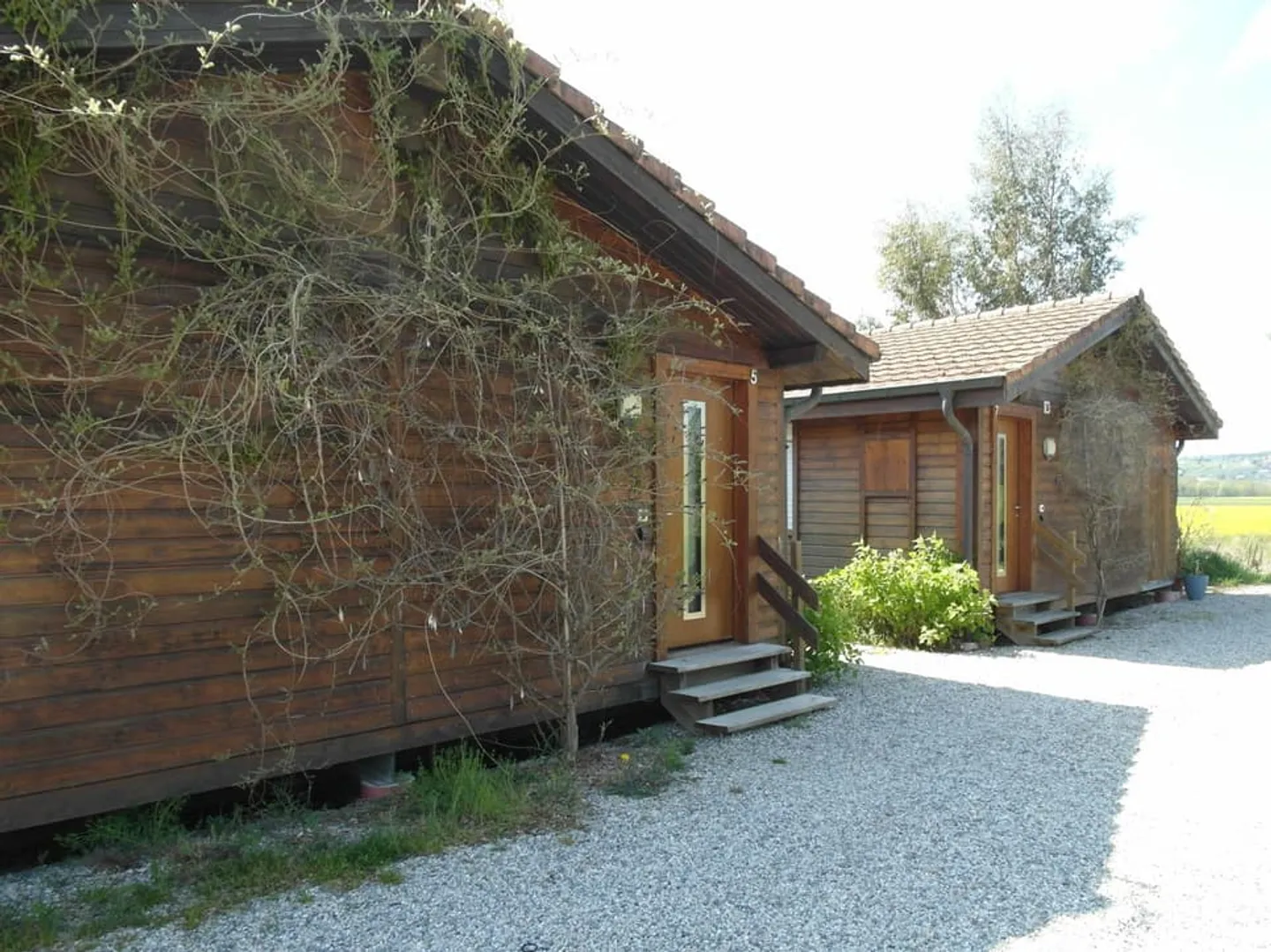 A vendre au Bey à Avenches, 4 pavillons de vacances en zone de tourisme et loisi - Photo 12 sur 13