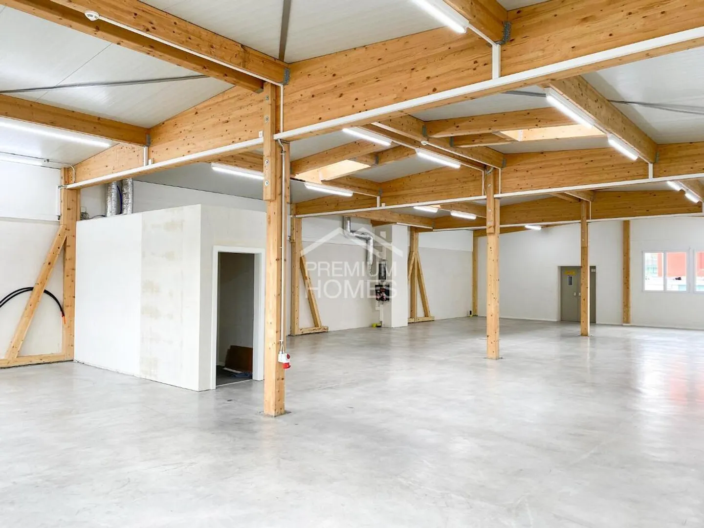 SPACE FOR DEVELOPMENT AND EXPANSION - Photo 5 of 8