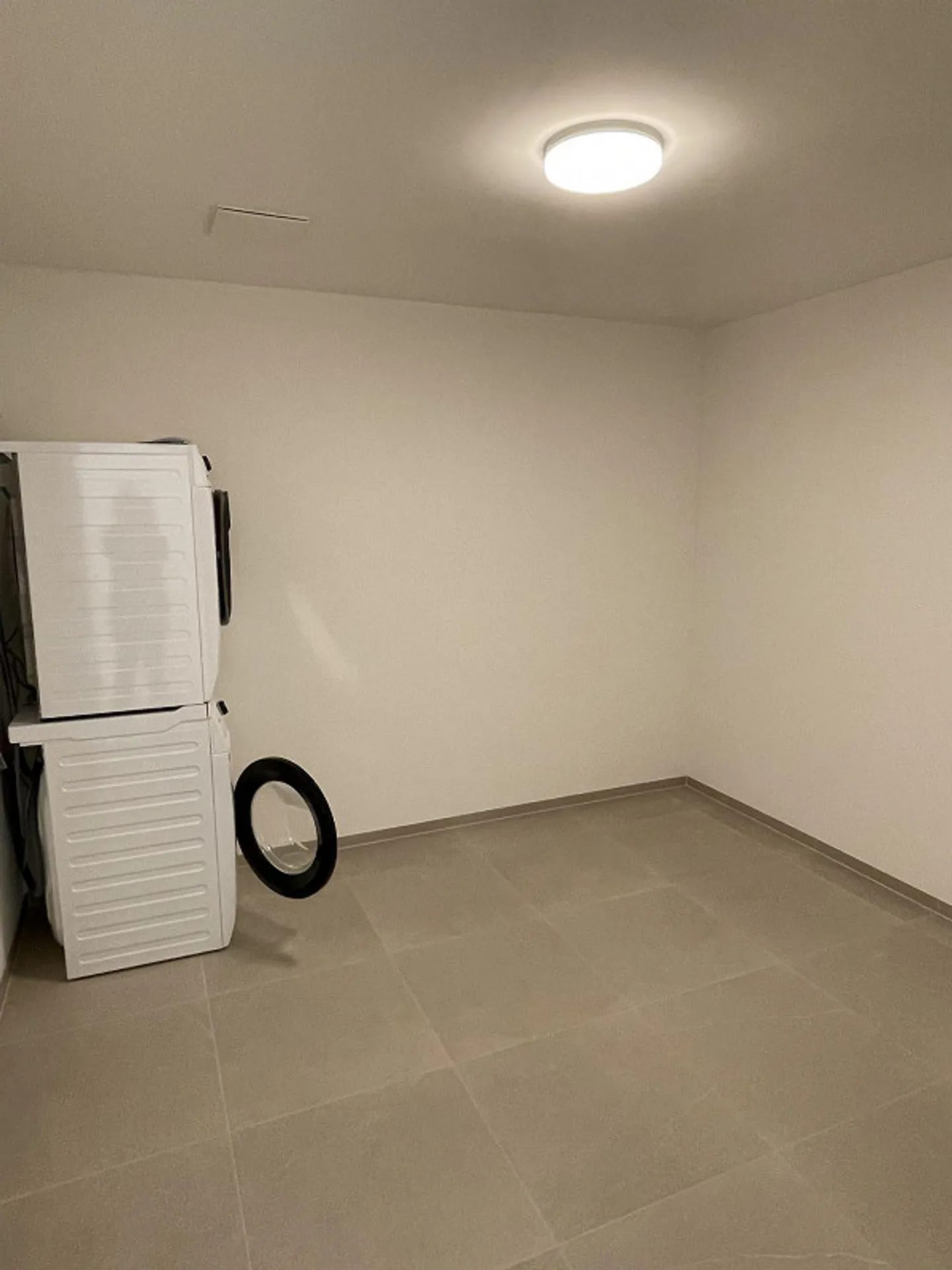Vivere idilliaco - Prima locazione di un moderno appartamento di 4,5 stanze con ampio balcone - Foto 11 di 13