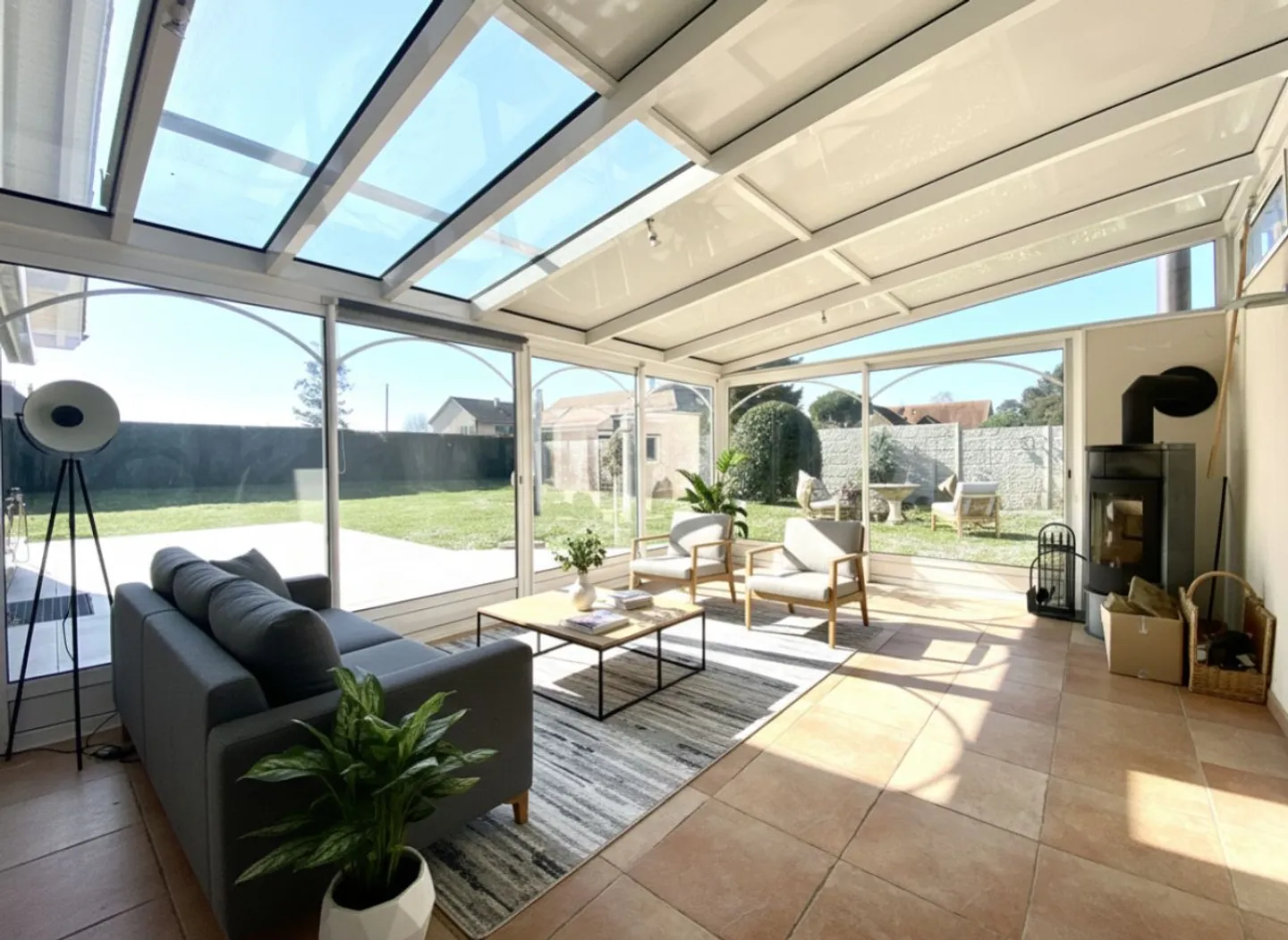 For rent - Magnificent semi-detached house with 7.5 rooms in the heart of Féchy - Photo 5 of 13