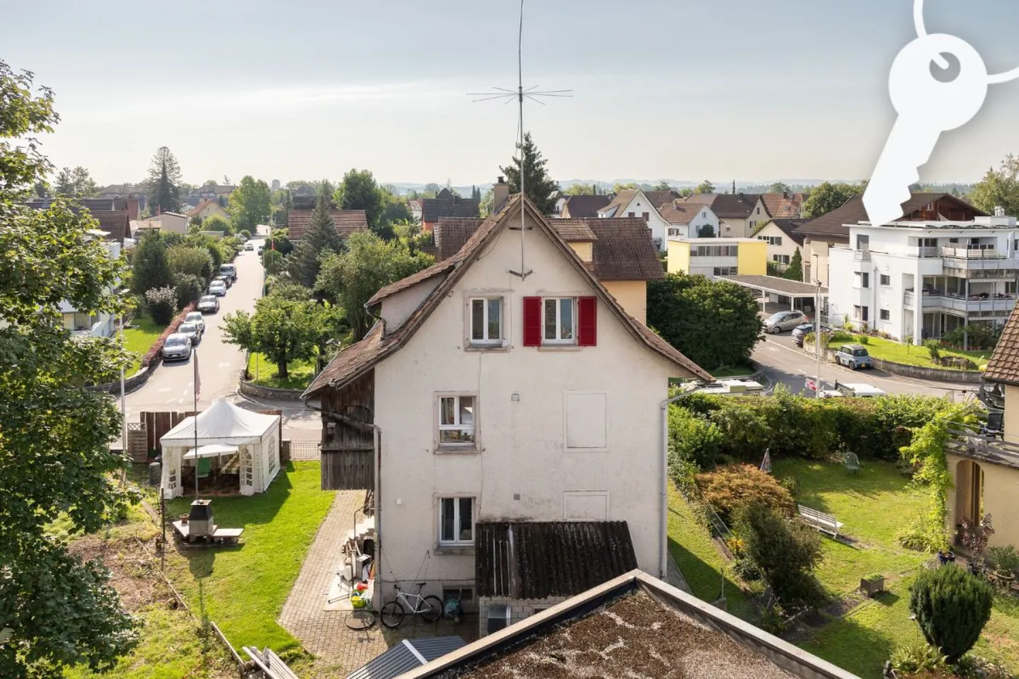 Casa unifamiliare su tre piani - Foto 17 di 17