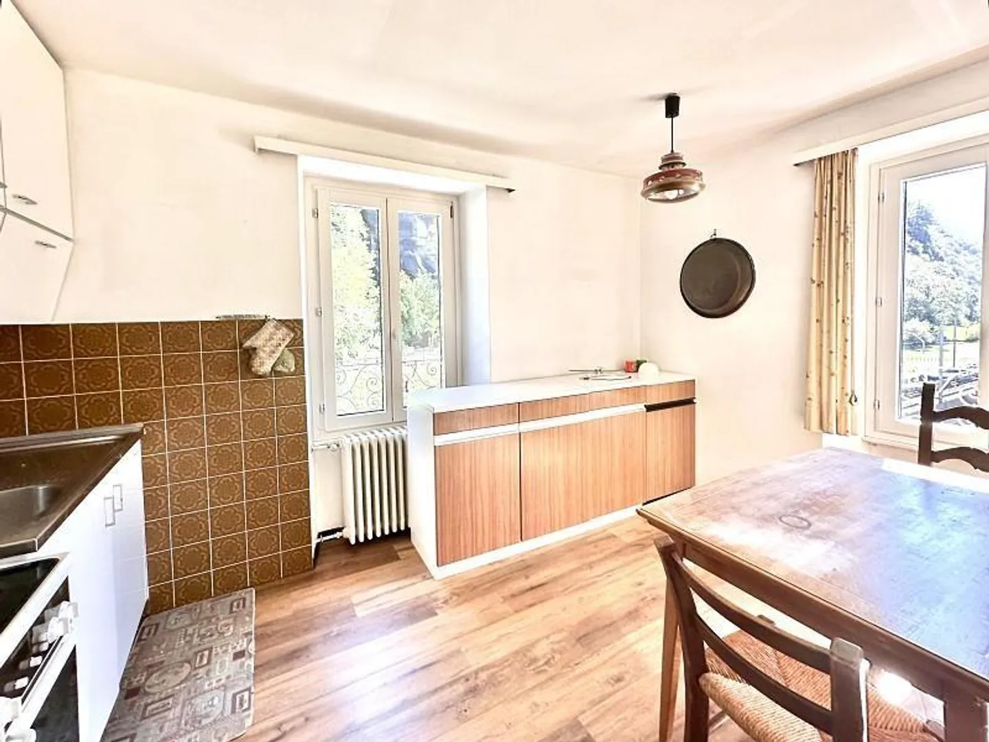 3-family house with large garden and building plot - Photo 7 of 28
