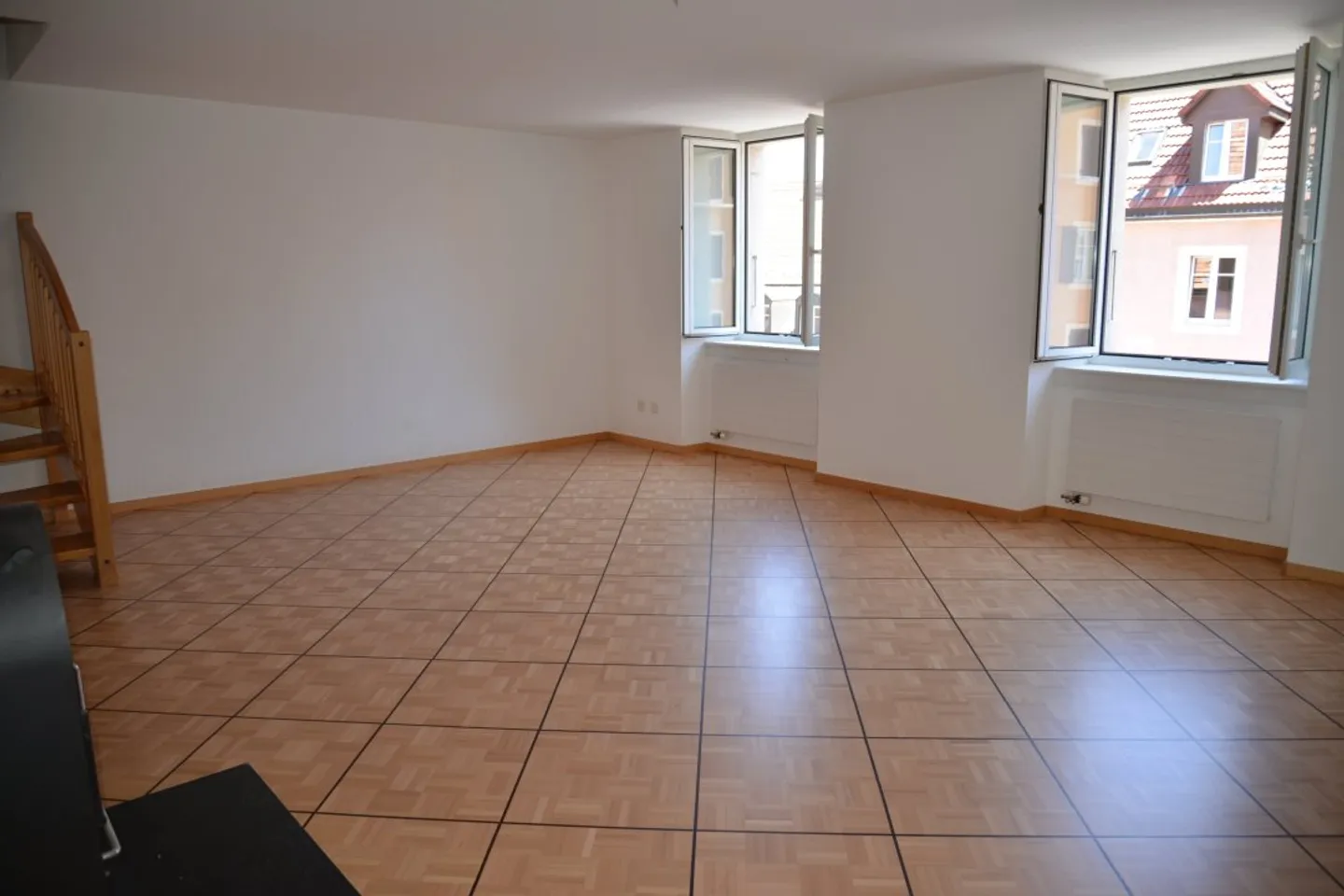 01023 - Duplexwohnung 4 Zimmer Attikawohnung - Serre 10 - La Chaux-de-Fonds - Foto 1 von 7