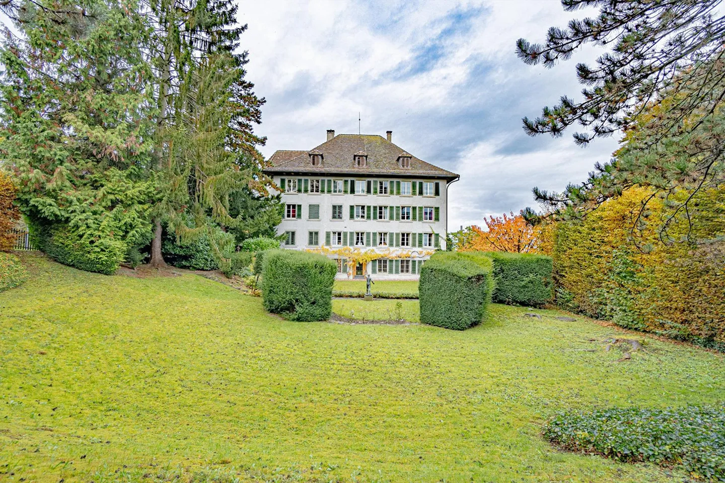 Historisches Mehrfamilienhaus mit Seepark - Foto 5 von 13