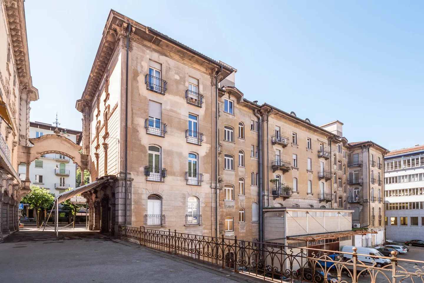 Avere tutto alla portata di mano! Palazzo storico! Wow! - Foto 1 di 1