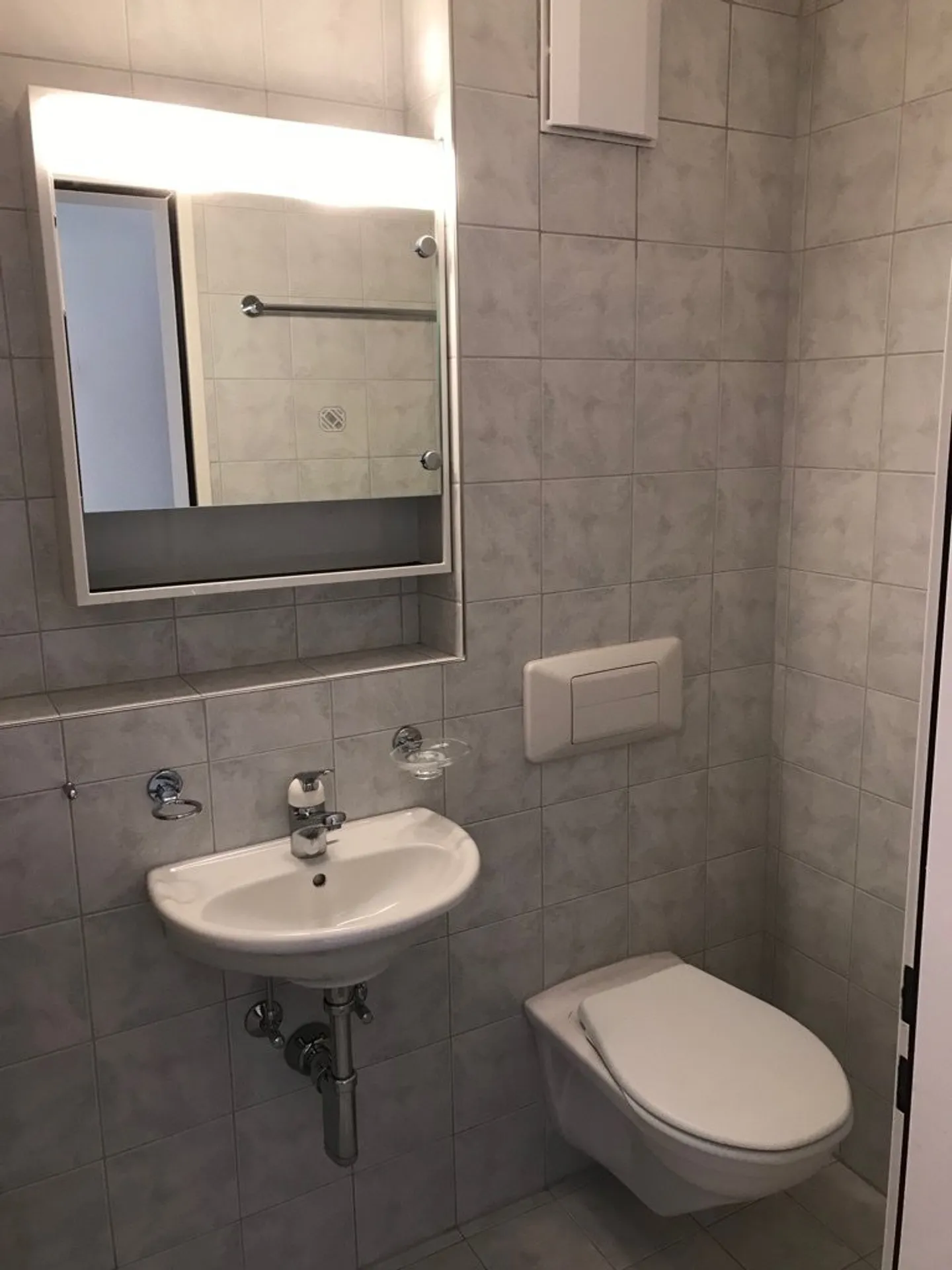 Apartment for rent - Photo 6 of 7