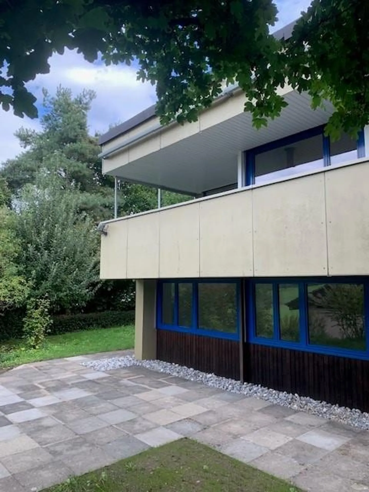 Ampia casa a schiera di 7,5 stanze per due famiglie a Littau - Foto 1 di 7