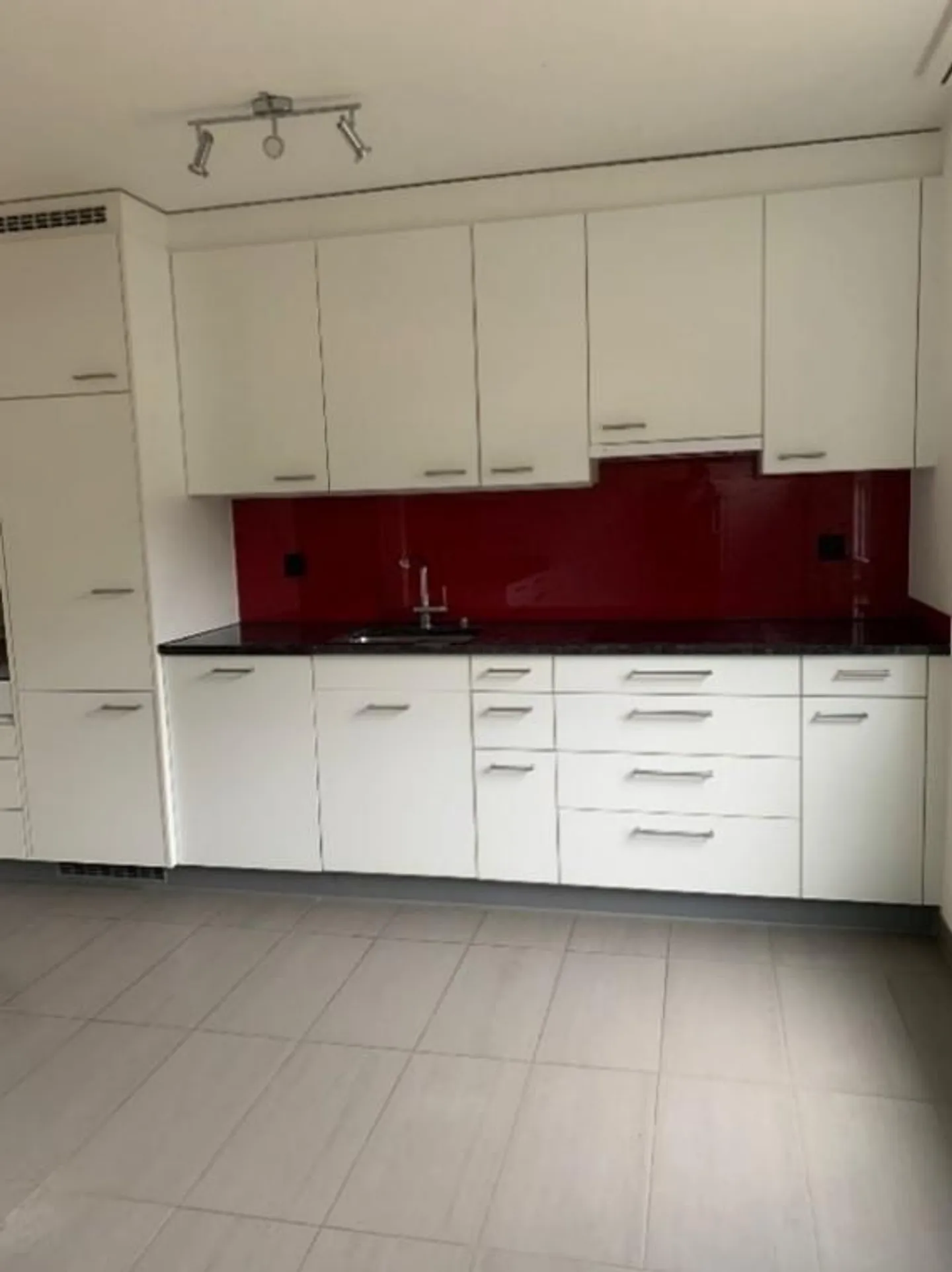 Ampia casa a schiera di 7,5 stanze per due famiglie a Littau - Foto 3 di 7