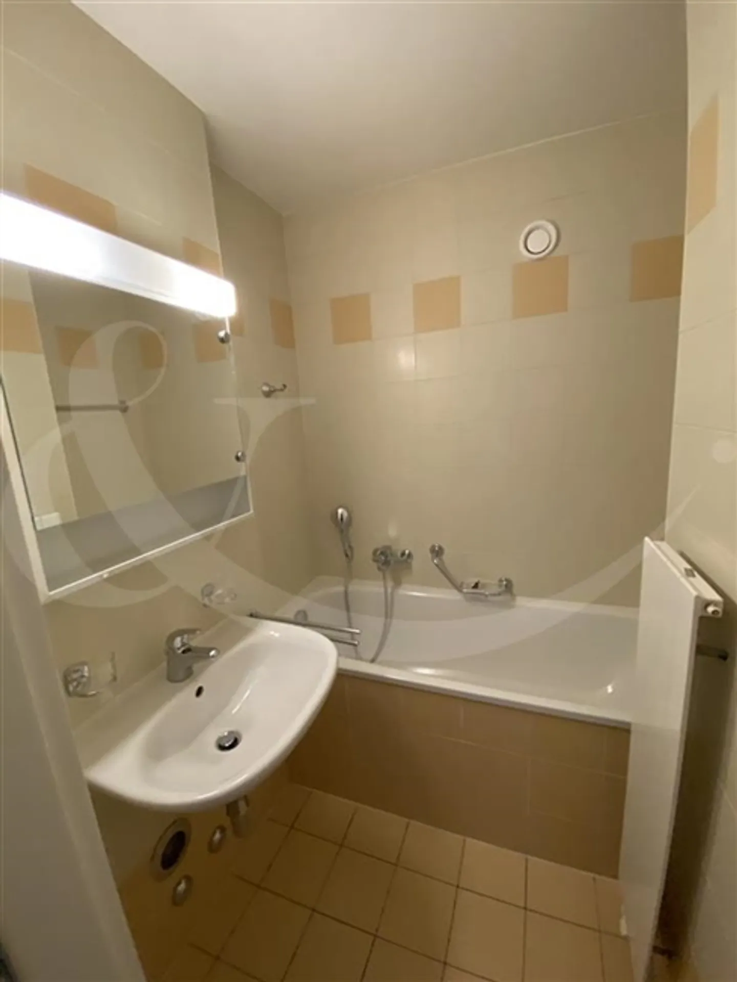 "Rue des Pavillons 3, appartement 4 pièces" - Photo 6 sur 6