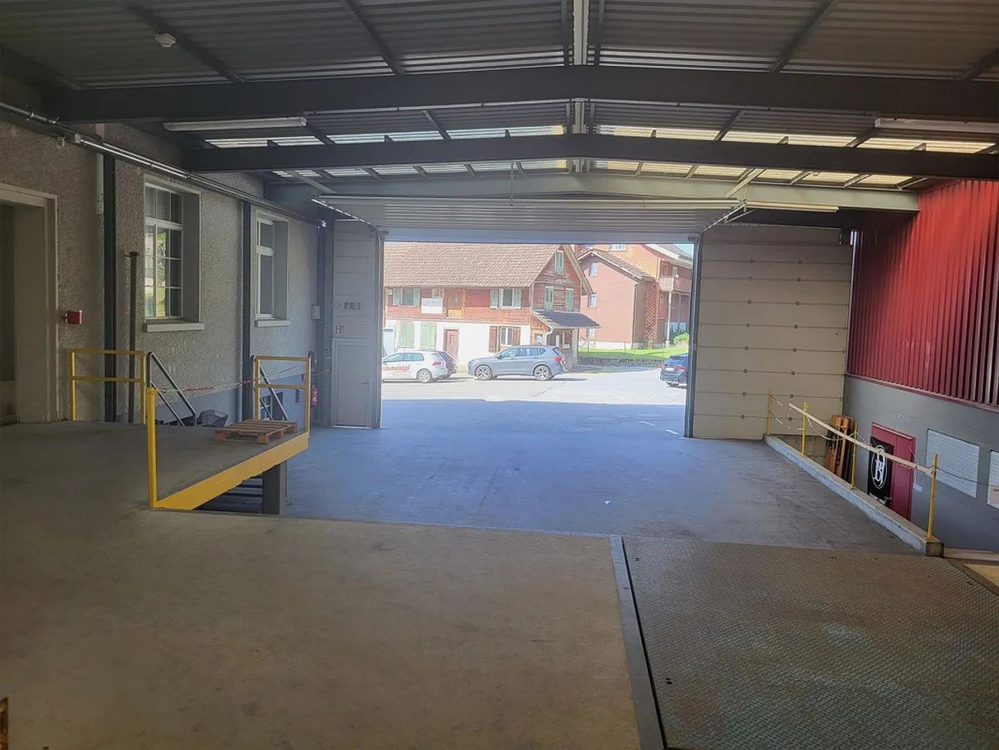 Spazio di stoccaggio, commerciale o ufficio - Foto 6 di 8