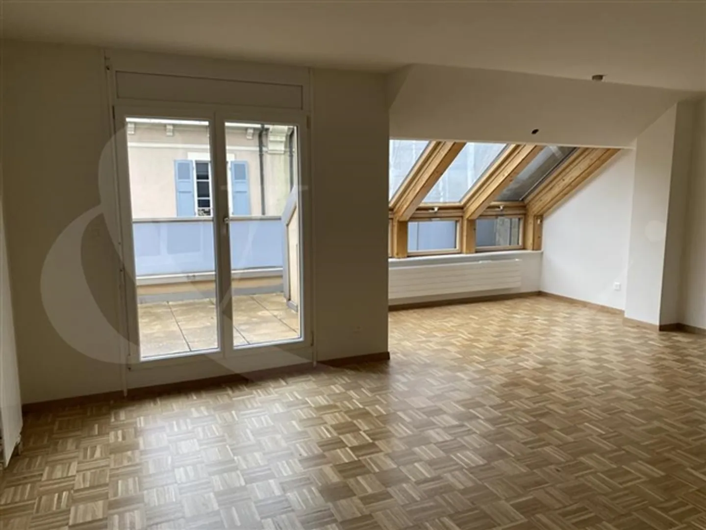 "Rue des Pavillons 3, appartement 4 pièces" - Photo 2 sur 6