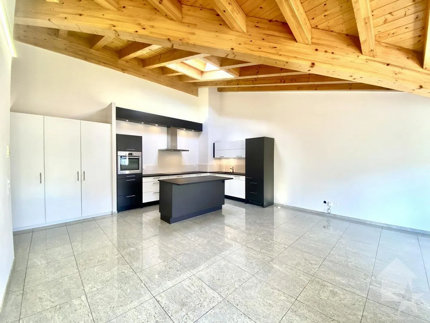 Attique Éblouissant avec Vue Panoramique - Photo 3 sur 19