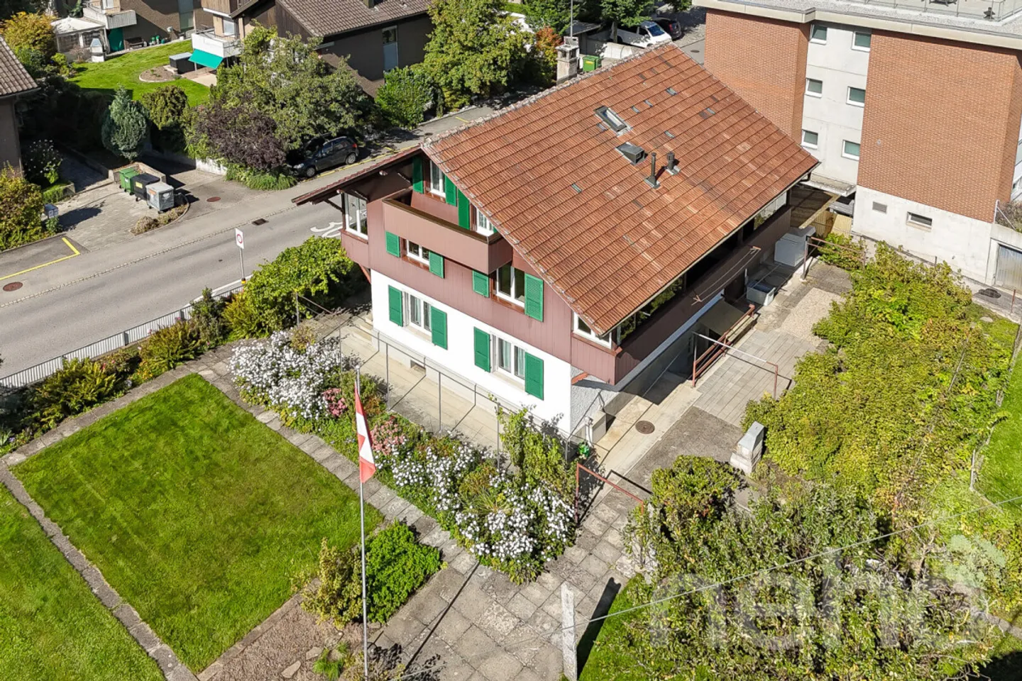 Einfamilienhaus kaufen - Foto 1 von 13