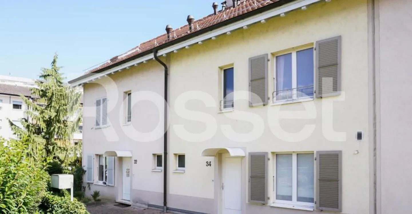 Triplex spazioso con giardino - Foto 1 di 1