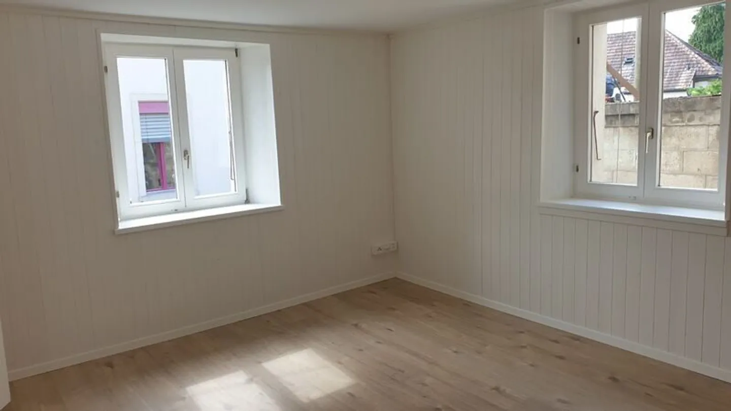 2.5 Room Apartment - Photo 5 of 10