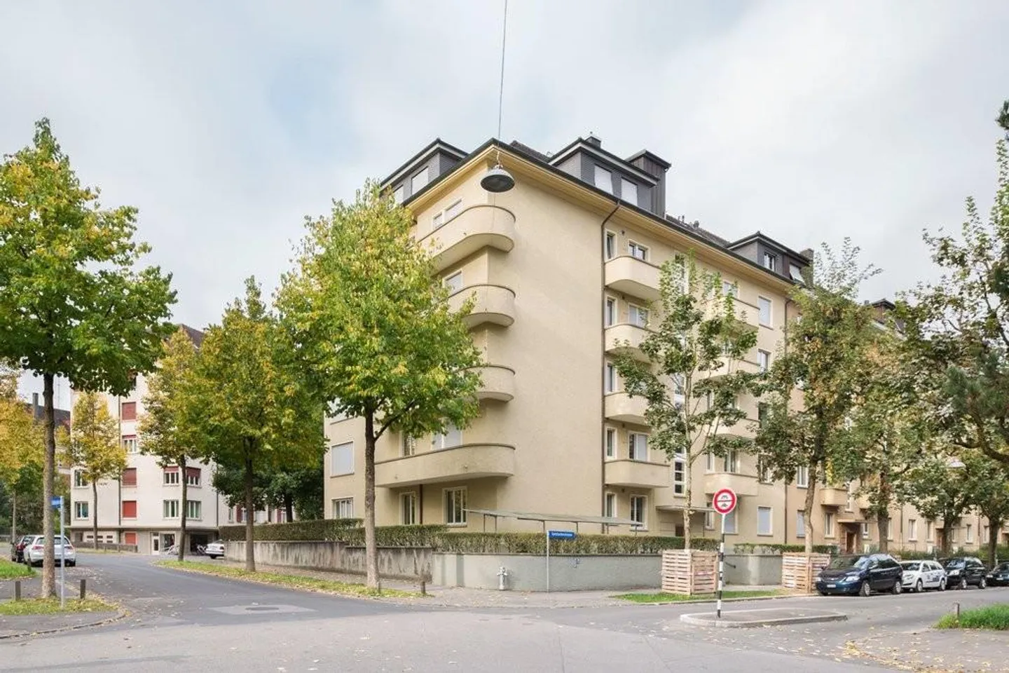 bright 4-room penthouse in Breitsch - Photo 1 of 2