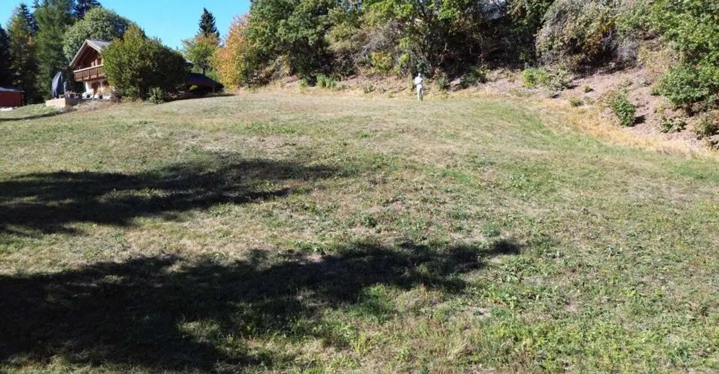 Building land of 3,279 m² in Arbaz - quiet, view, south-facing - Photo 2 of 5