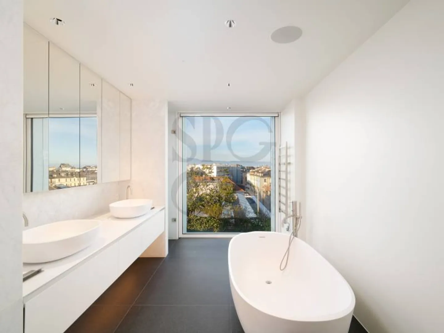 CASATAX | Appartement 4 pièces HPE avec vue dégagée - Photo 11 sur 12