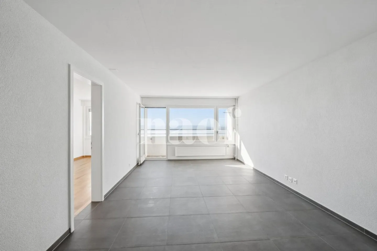 4-room apartment - Photo 1 of 11