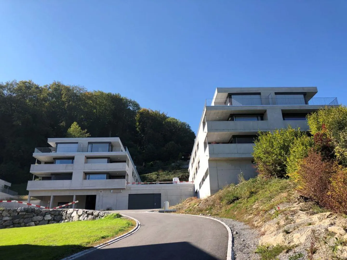 Appartement lumineux et bien situé de 3,5 pièces - Photo 1 sur 13