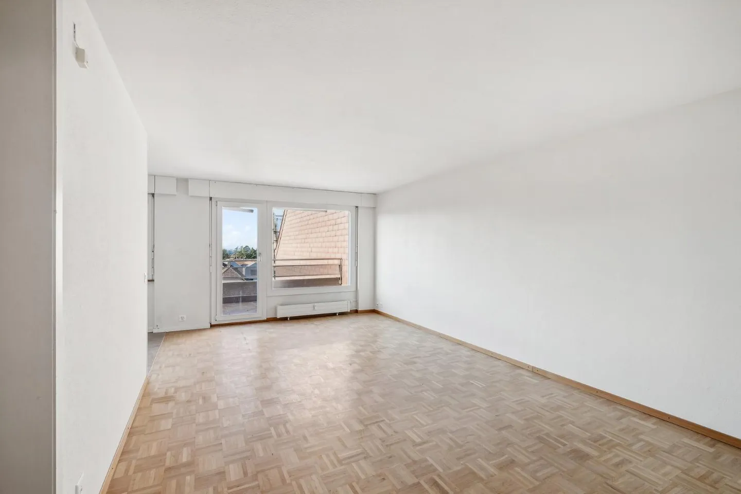 Free Deposit - Photo 2 of 6