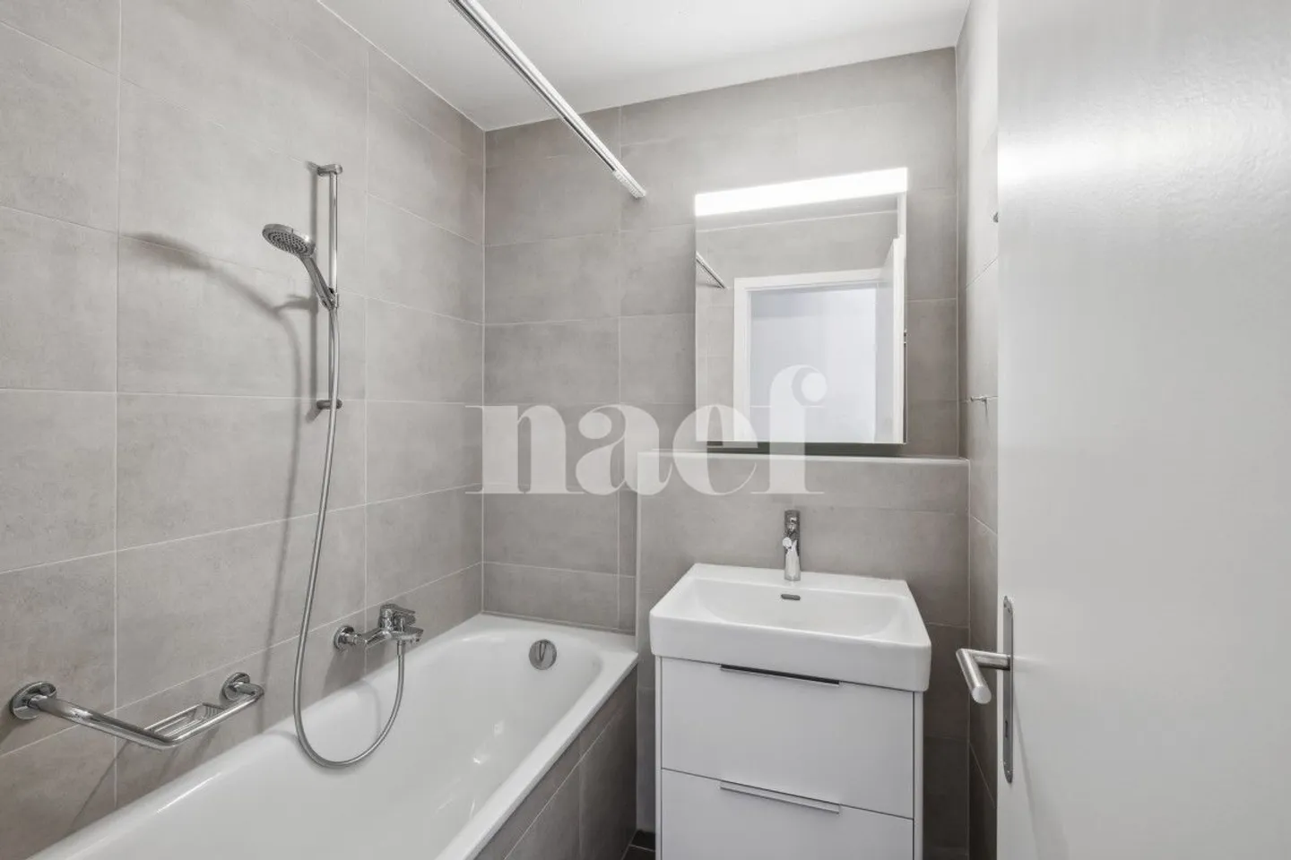 4-room apartment - Photo 10 of 11