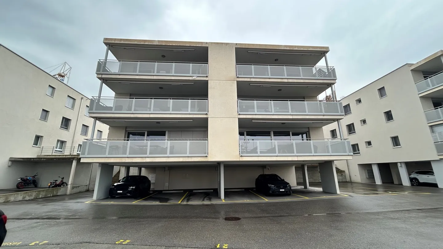 Parkplatz im Freien mieten - Foto 1 von 1
