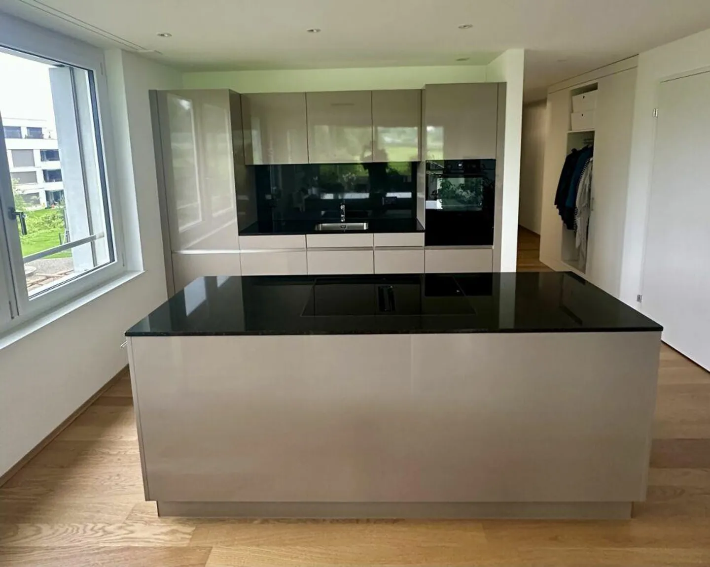 Appartamento moderno sul lago - Foto 4 di 10