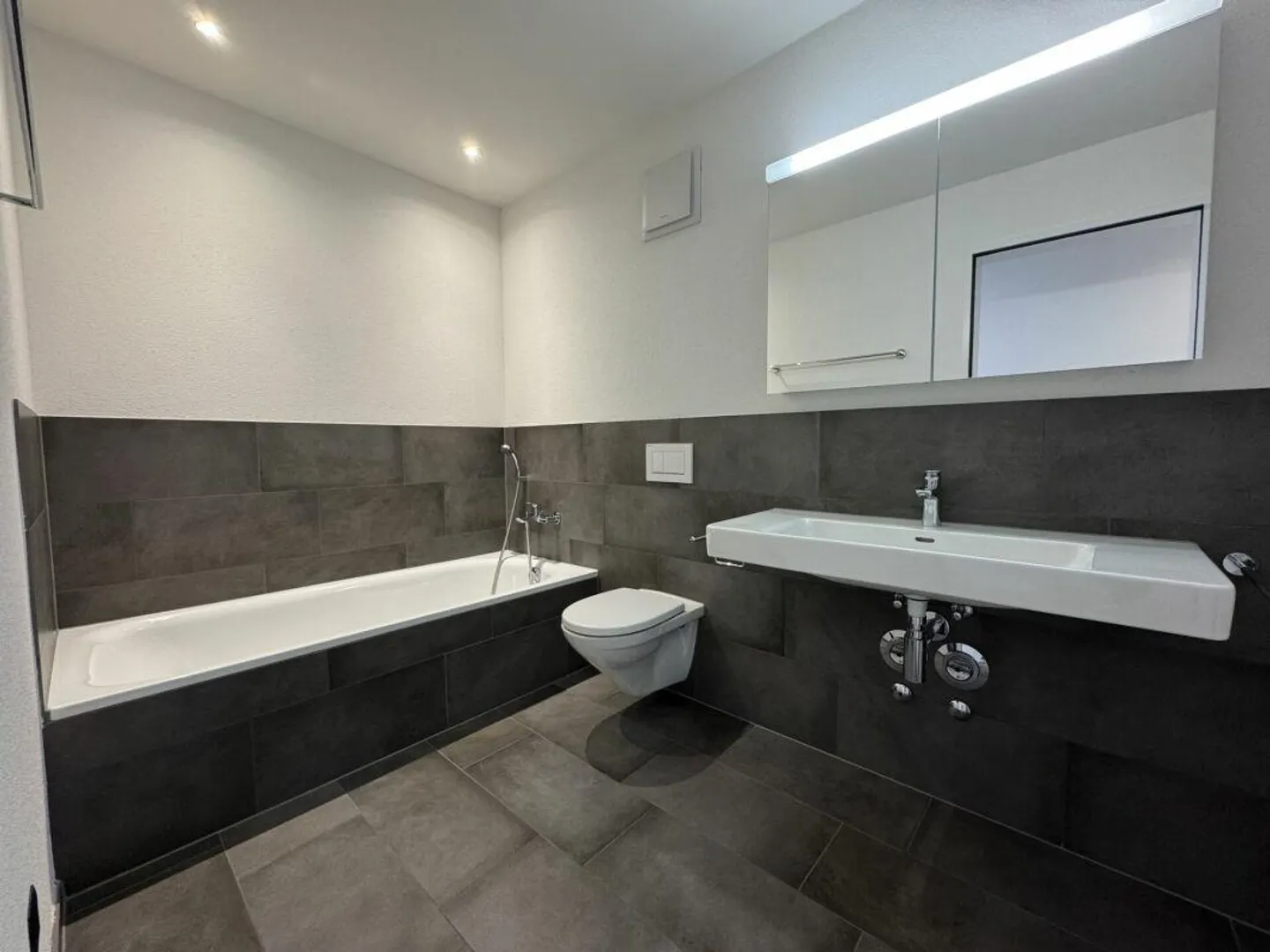 Appartement lumineux et bien situé de 3,5 pièces - Photo 11 sur 13