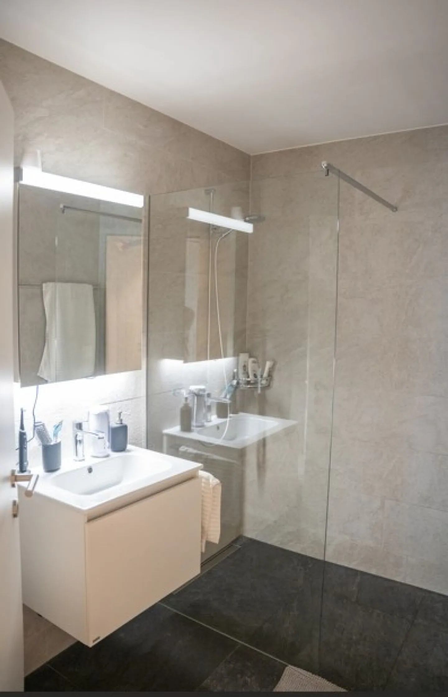 Moderne 2.5-Zimmerwohnung in Rickenbach - Foto 5 von 7