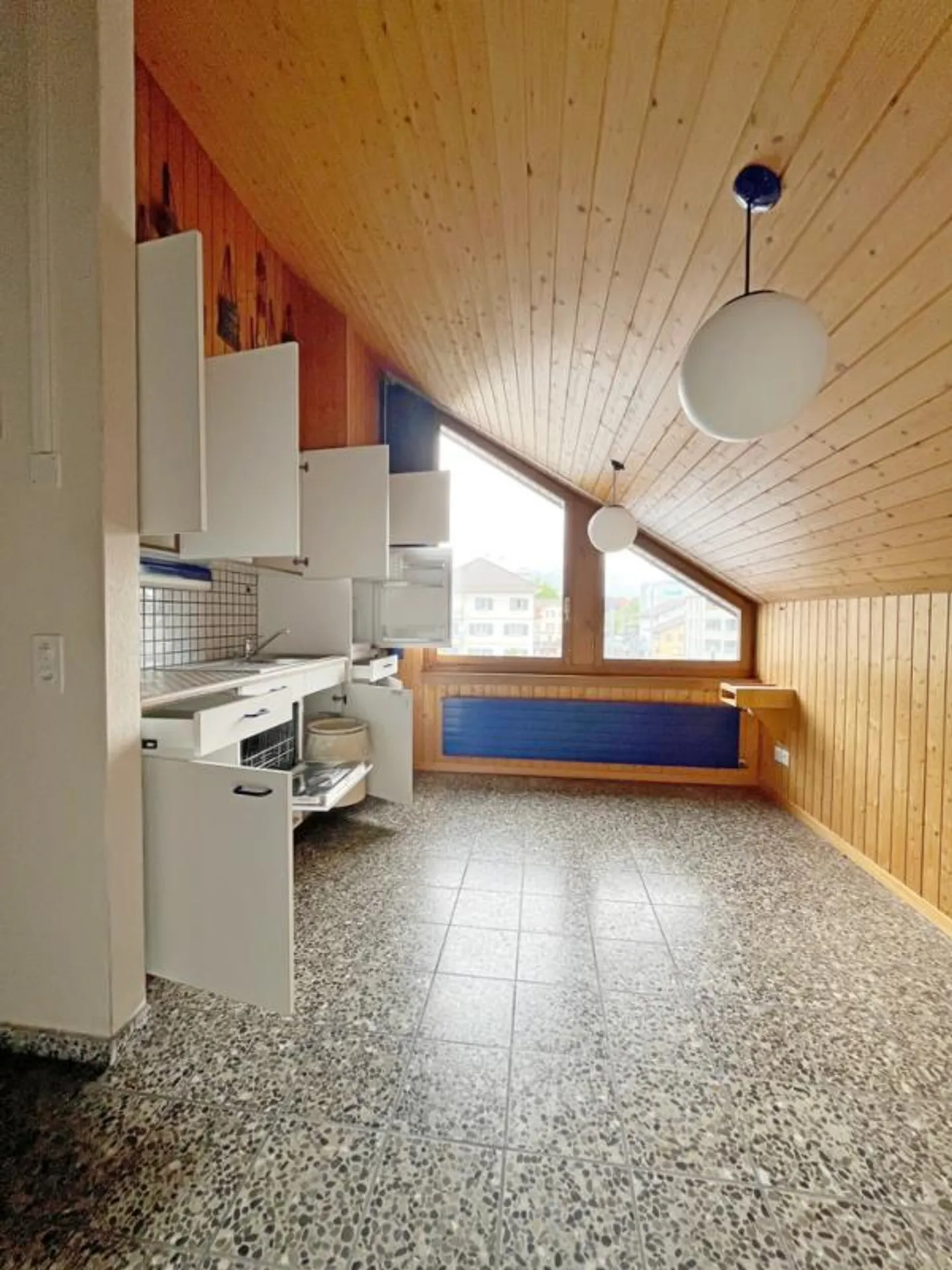 Ufficio o studio creativo in posizione centrale! - Foto 4 di 6