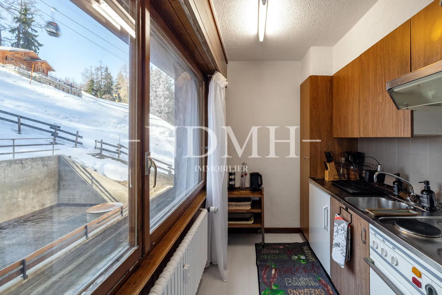 Außergewöhnliche Lage direkt an den Pisten - Foto 3 von 7