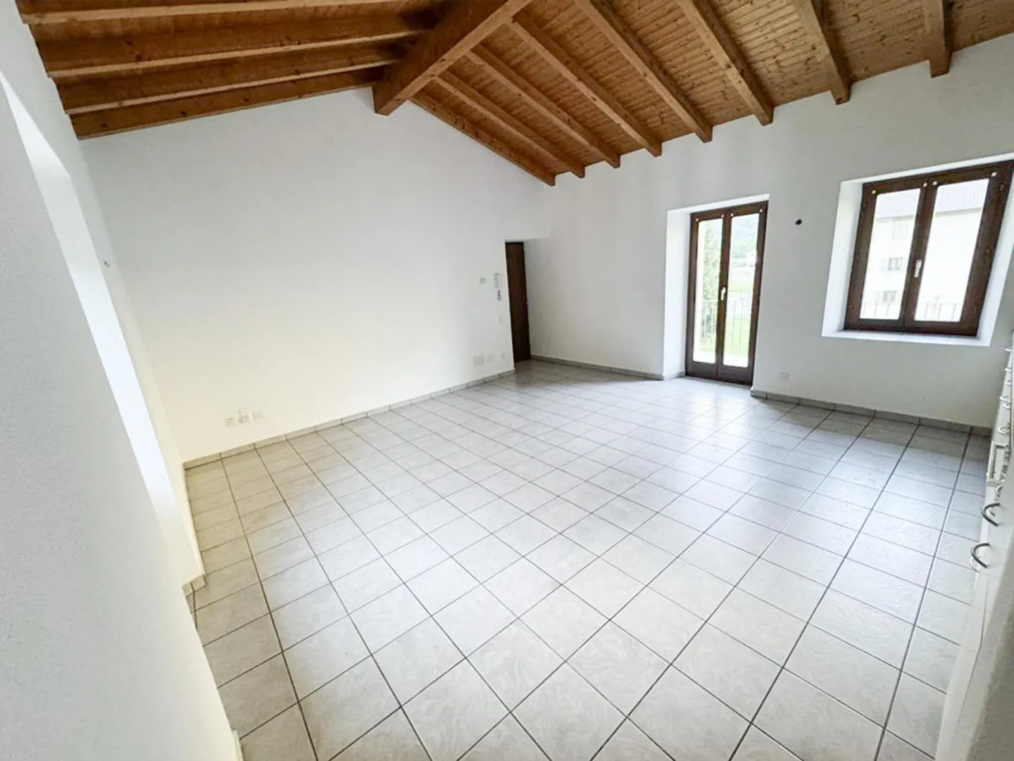 Preonzo - 4 Zimmer im obersten Stock (Ref. 74-2) - Foto 3 von 12