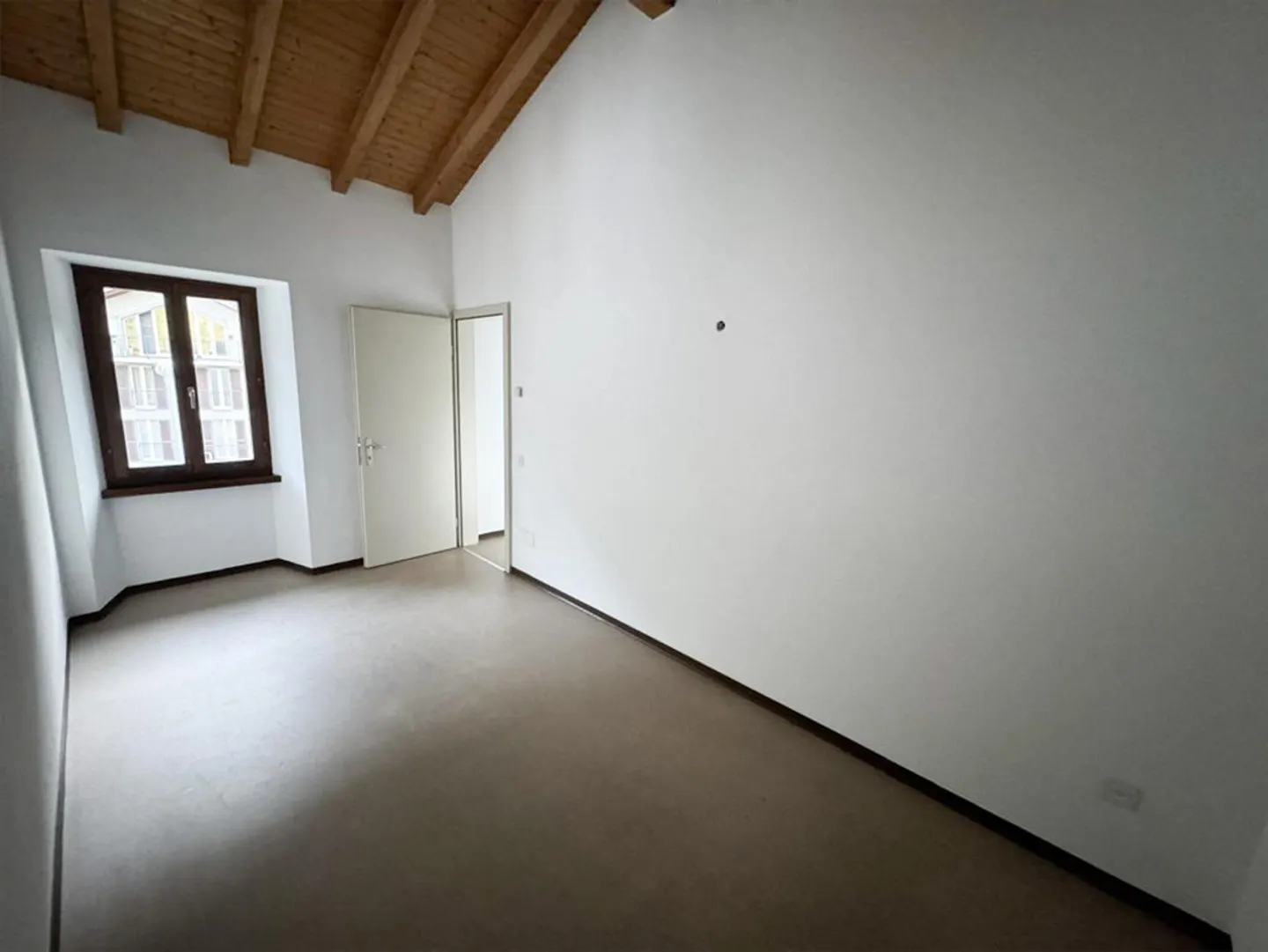 Preonzo - 4 Zimmer im obersten Stock (Ref. 74-2) - Foto 8 von 12