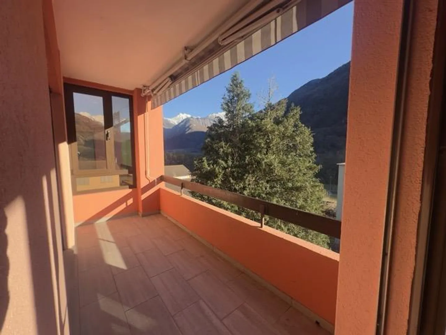 Great investment for income, stunning 4.5 rooms renovated - Photo 1 of 13