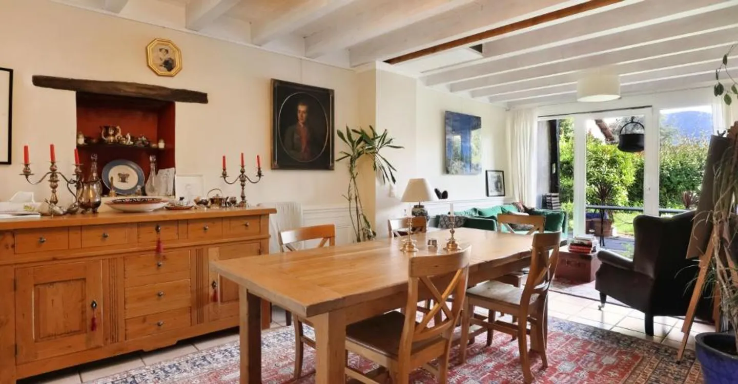 Incantevole villa di campagna con giardino ai margini dei vigneti di Jussy - Foto 3 di 12