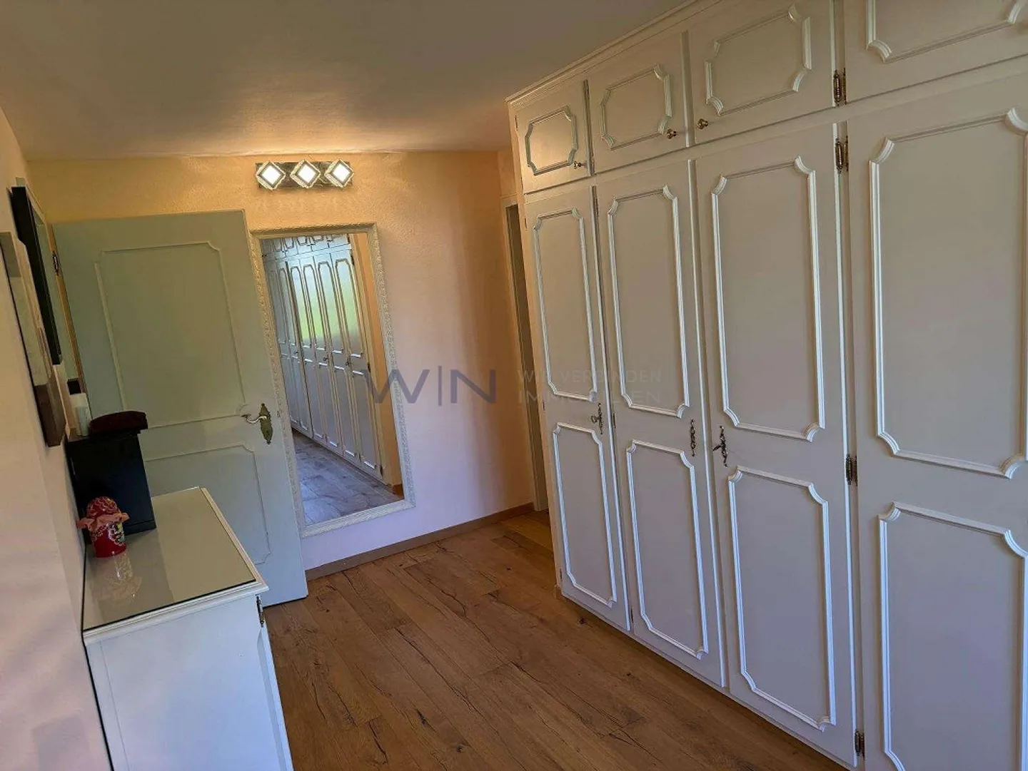 Casa familiare esclusiva con piscina - Foto 7 di 12